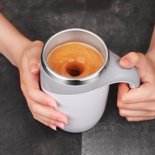 Tasse à café à agitation automatique